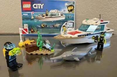 Lego City Diving Yacht (60221)- Complete With Instructions - Image 1 of 4