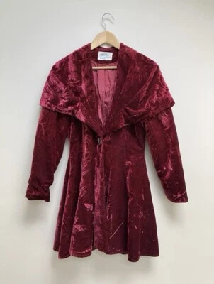 Womens Vintage Jacket Size UK 10 Red Velvet Velour Coat Shawl Wallis 70s - Image 1 of 4