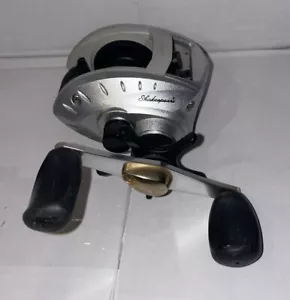 Shakespeare Alpha 3108 Bait Cast Reel - Picture 1 of 4