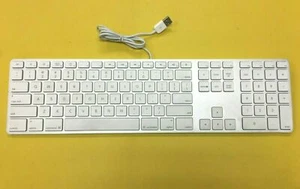 Apple  slim USB Wired Keyboard A1243 MB110LL/A Aluminum standard  Full Size  - Picture 1 of 4