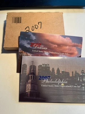 2007 Clad P and D  U.S. Mint sets Original Packaging OGP COA 28 coins - Image 1 of 3