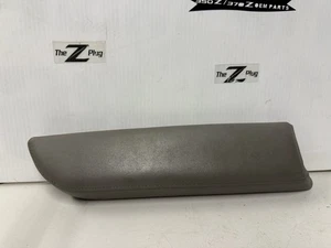 2003-2005 NISSAN 350Z DOOR PANEL ARM REST INSERT DRIVER SIDE OEM 209161 *Gray** - Picture 1 of 8