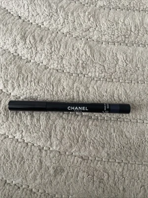 Chanel - Crayon De Couleur 10 Noir Scintillant  - Photo 1/4