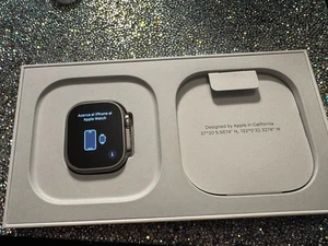 Apple Watch Ultra 1st Generation GPS Cellular 49mm Unlocked Titanium With Extras - Photo 1 sur 18