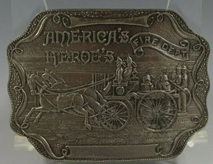 BELT BUCKLE AMERICAS HEROES FIRE DEPARTMENT HORSE DRAWN WAGON VINTAGE VERY CLEAN - Picture 1 of 2