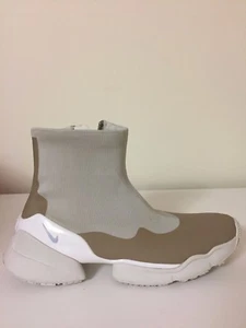 Nike Fall Sample 916810-002 Womens Size 7 Beige/Off White Running Shoes New - Picture 1 of 4