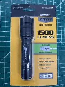 Dorcy 1500 Lumens Flashlight | Li-ion rechargeable battery - Picture 1 of 2