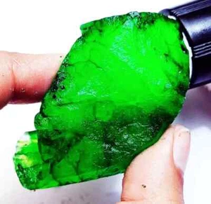 Natural Emerald Rough Loose Gemstone 261.90 Ct Certified With Free Gift - Picture 1 of 6
