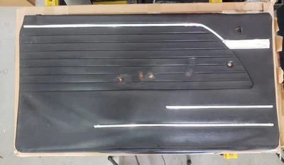 BMW E10 1600 2002 2002 2002tii 1968-1973 paneles de puerta, negro Foto 1 de 4