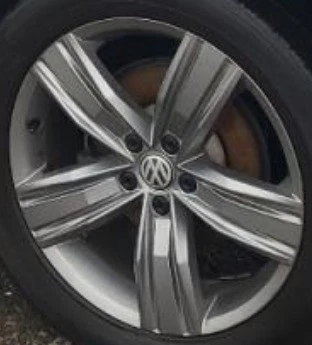 2021 Tiguan OE Wheel 19x7 5 Solid Spoke Volkswagen - Image 1 of 4