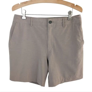 Pantalones cortos Faherty para hombre todo el día 7" caqui - Imagen 1 de 11