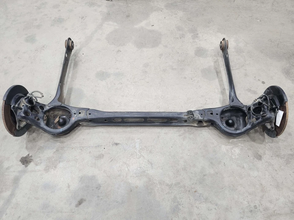 2011-2020 Dodge Grand Caravan Rear Beam Axle Assembly Genuine OEM 5171467AF - Image 1 of 4