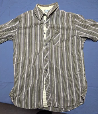 Men's M Short Sleeve Button Down Horny Toad Shirt Striped Green - Image 1 of 4