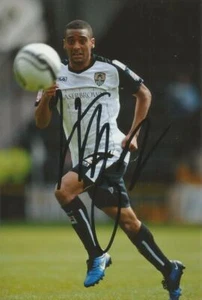 NOTTS COUNTY: JULIAN KELLY SIGNED 6x4 ACTION PHOTO+COA - Picture 1 of 1