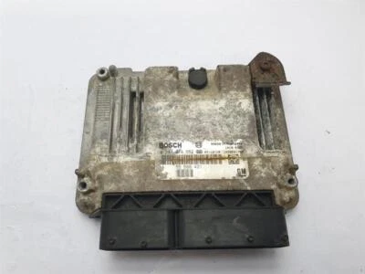 Motor SAAB 9-3 2008 ECU 1,9 diésel Z19Dth 55566421 Foto 1 de 4