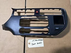 2012- 2015 Kia Rio Center Dash UVO Radio Surround Bezel OEM 84741-1W200 - Foto 1 di 3
