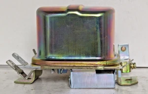 NOS 12 VOLT Voltage Regulator Fits VW & PORSCHE 0190350068 - Picture 1 of 8