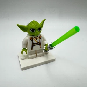 LEGO NEW Master Yoda Lime Minifigure Star Wars 75358 Tenoo Jedi Temple sw1270 - Picture 1 of 2