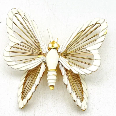 Pin mariposa alambre MONET tono dorado esmalte blanco cuerpo y borde polilla insecto LEER Foto 1 de 4