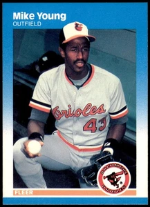 Mike Young Baltimore Orioles 1987 Fleer #483 MLB Baseball Card - Picture 1 of 2