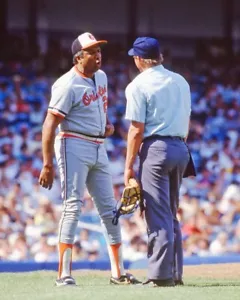 Baltimore Orioles Manager FRANK ROBINSON Glossy 8x10 Photo Baseball Print Poster - Picture 1 of 1