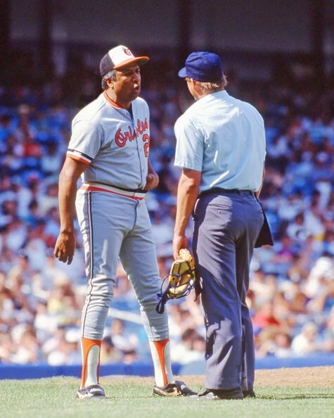Baltimore Orioles Manager FRANK ROBINSON Glossy 8x10 Photo Baseball Print Poster - Image 1 of 1