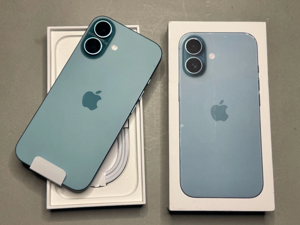 NEW iPhone 16 128GB Green Verizon Only iOS Smartphone A3081 MYAR3LL/A in Box - Image 1 of 1