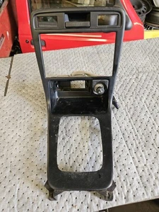 Honda Accord Radia 1994-97 bisel de climatización, con reloj, enchufe de 12 voltios, 1 pequeña grieta - Imagen 1 de 9