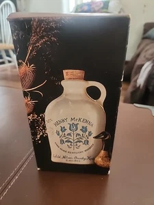 Vintage Henry McKenna Sour Mash Bourbon Whiskey Stoneware Jug 4/5ths Quart Empty - Picture 1 of 10