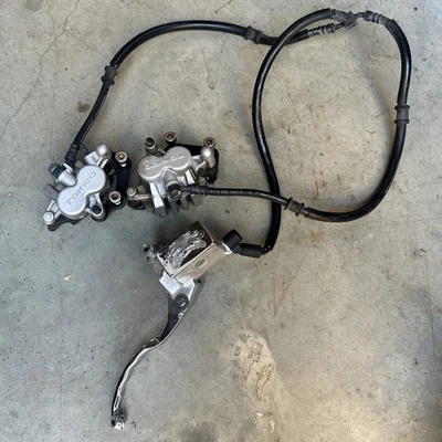 2005 - 2009 Suzuki Boulevard C90 VL1500 Front Brake Calipers And Master Cylinder - Image 1 of 4