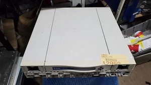 EMC DS-16B 16 Port Fiber Channel Switch with GBIC - Picture 1 of 6