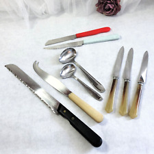Lot divers couteaux: DUROL, Royal Thiers, CATHONNET ... et  2 cuillères à sauce