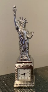 Freiheitsstatue Schreibtisch Mini Uhr 4" hoch. Wie Ist ..Neu im Karton - Bild 1 von 5