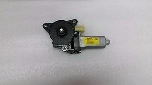 Power Window Motor Front Right/ Rear Left OEM 19120298 - Picture 1 of 3