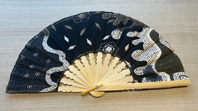 Abanico Mano Paño de Bambú Negro Hecho a Mano Indonesia Nuevo Avenico Verano Moda #212 Foto 1 de 4