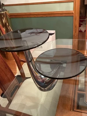 Servidor de condimentos Morphik de 2 niveles Nambe Modernist/soporte de anillo de Karim Rashid Foto 1 de 4