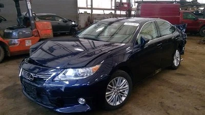 Power Steering Pump Fits 13-14 LEXUS ES350 5786204 - Image 1 of 4