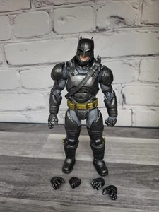DC Collectibles DC Films Batman V Superman Armored Batman *Damaged* Fodder - Picture 1 of 10