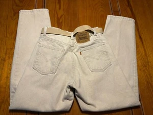 Levi 550 Hombre 32x30 Crema Vintage Vaqueros Relax Fit con Cinturón Latón Sólido.  Usado en excelente estado - Imagen 1 de 5