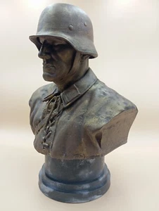 Bust of German World War 2 Soldier in helmet - WW2 - Gold color - Replica - Picture 1 of 12