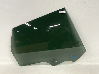 ⭐2015-2023 LAND ROVER DISCOVERY SPORT REAR RIGHT DOOR WINDOW GLASS OEM LOT2605 - Image 1 of 4