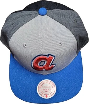 ATLANTA BRAVES ADULT ADJUSTABLE SNAPBACK FLAT BILL CAP HAT WITH THROWBACK a LOGO - Image 1 of 4