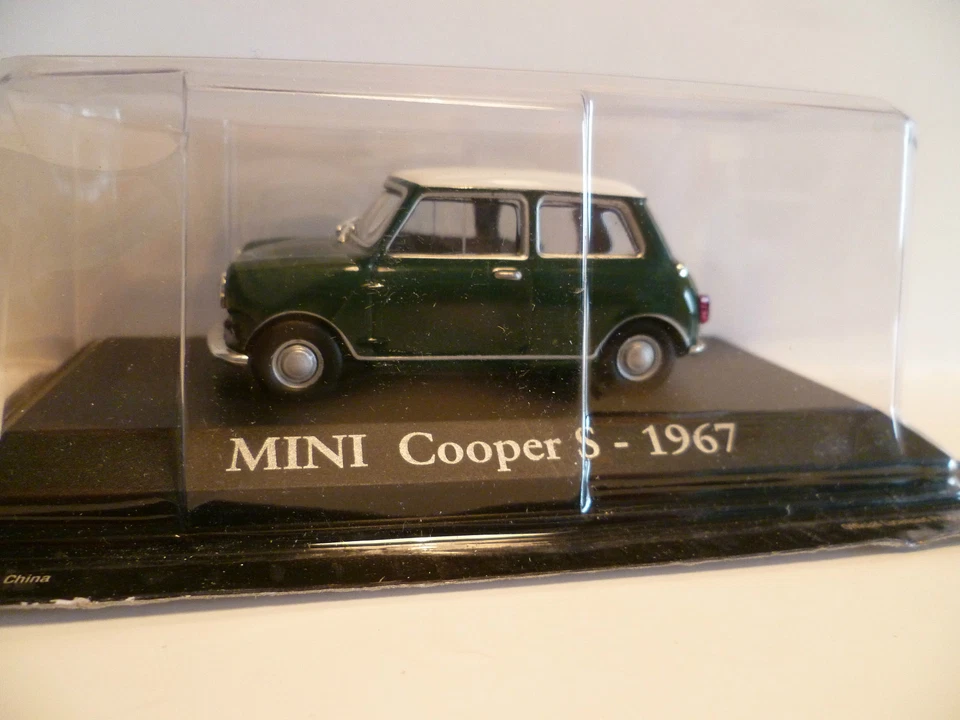 MINI COOPER S VERTE TOIT BLANC de 1967 ~  NEUF - Photo 1/1