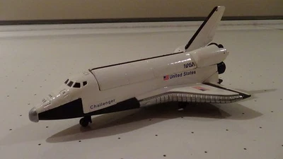 rare vintage Ertl NASA Sace Shuttle Challenger diecast - Image 1 of 4