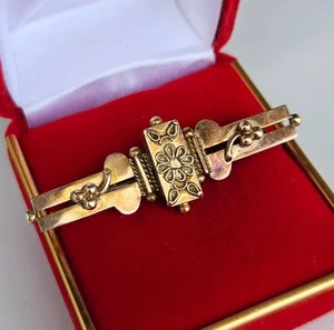 Antiguo broche prendedor de filigrana victoriano de oro amarillo de 9 quilates del siglo XIX - Imagen 1 de 10