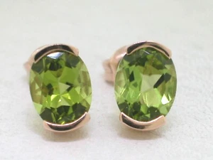 Paar Peridot Ohrstecker 585 Rotgold 14Kt Gold feine natürliche Peridots  - Bild 1 von 4
