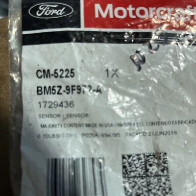 New OEM Motorcraft CM-5225 Pressure Sensor CM5225 BM5Z-9F972-A - Image 1 of 2