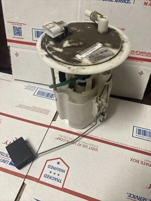 Nissan Sentra Sr 2007-2012 2,0 L tracción delantera en sedán 4 puertas bomba de tanque de combustible de gasolina Foto 1 de 4