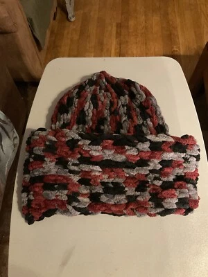 Handmade Adult Beanie Hat and Cowl - Image 1 of 4