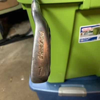 Cleveland Launcher 7 iron Flight Speed R-Flex Steel Shaft 37” RH - Image 1 of 4